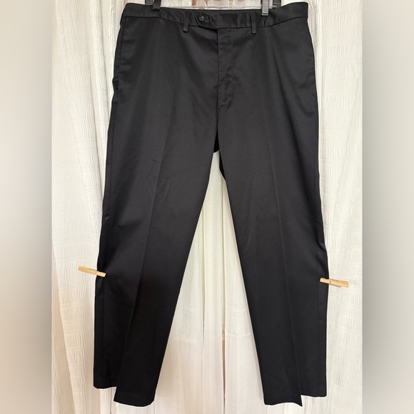 Haggar Other - Haggar Black Classic Dress Pants